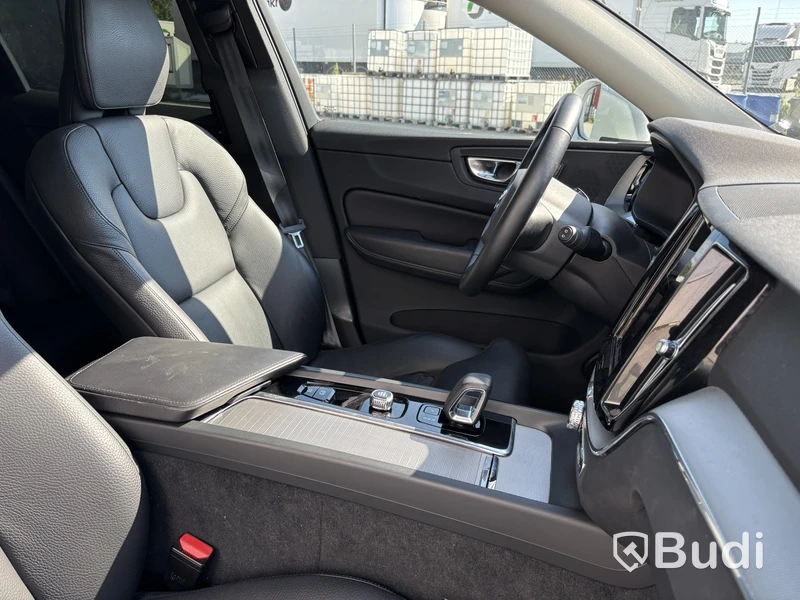 Volvo XC60 B5 -2022