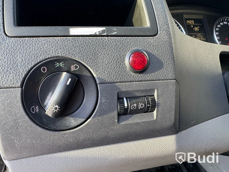 Skåpbil Volkswagen Transporter Chassi Cab 2.0 TDI -2014 | Glasstativ