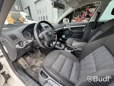 Skoda Octavia Kombi 1.6 TDI -2011 | Körskolebil