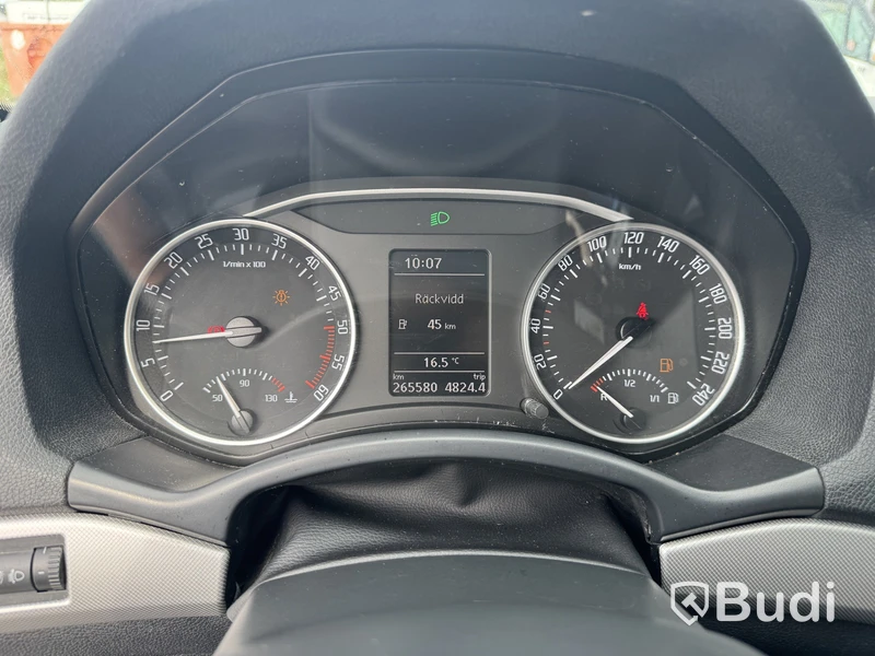 Skoda Octavia Kombi 1.6 TDI -2011 | Körskolebil