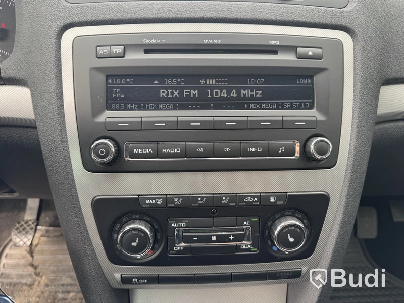 Skoda Octavia Kombi 1.6 TDI -2011 | Körskolebil