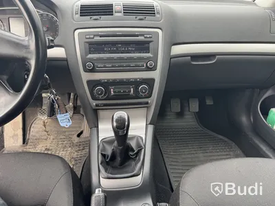 Skoda Octavia Kombi 1.6 TDI -2011 | Körskolebil