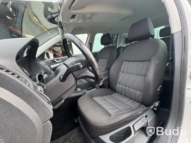 Skoda Octavia Kombi 1.6 TDI -2011 | Körskolebil