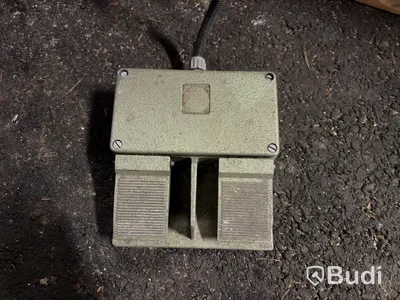 Elektrisk lyftpelare MPI Teknik med fotpedal