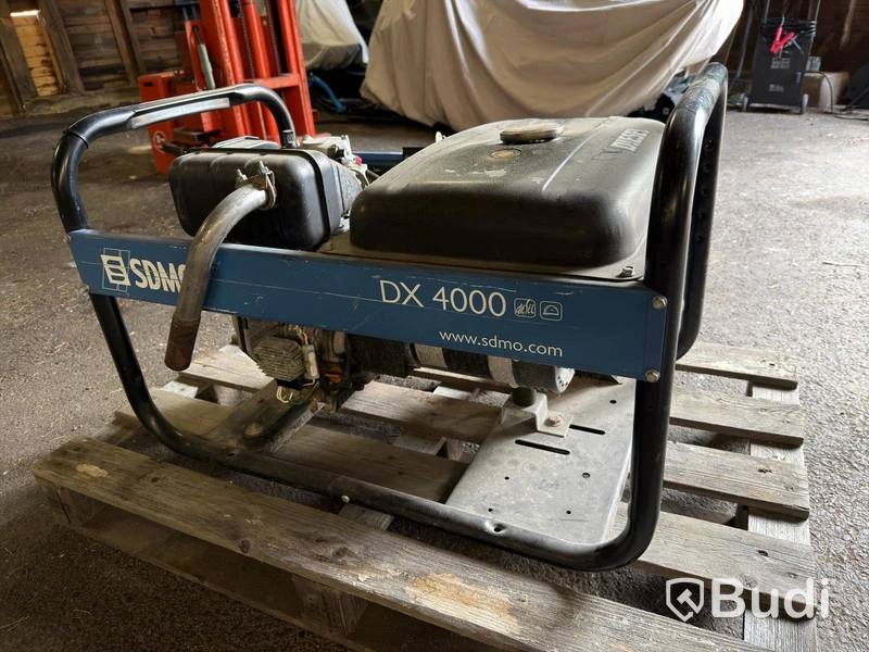 Elverk SDMO DX 4000 E Diesel