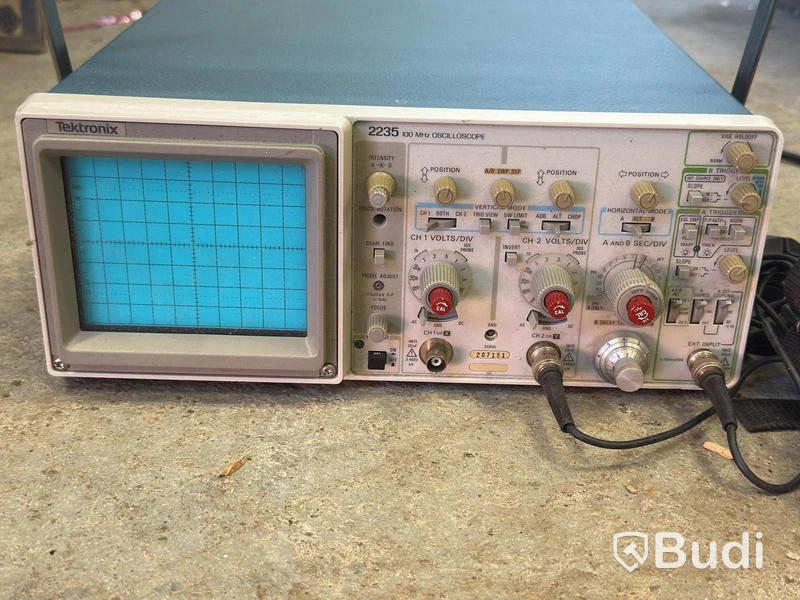 Oscilloskop, Tektronix 2235, 100 MHz