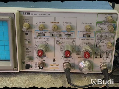 Oscilloskop, Tektronix 2235, 100 MHz