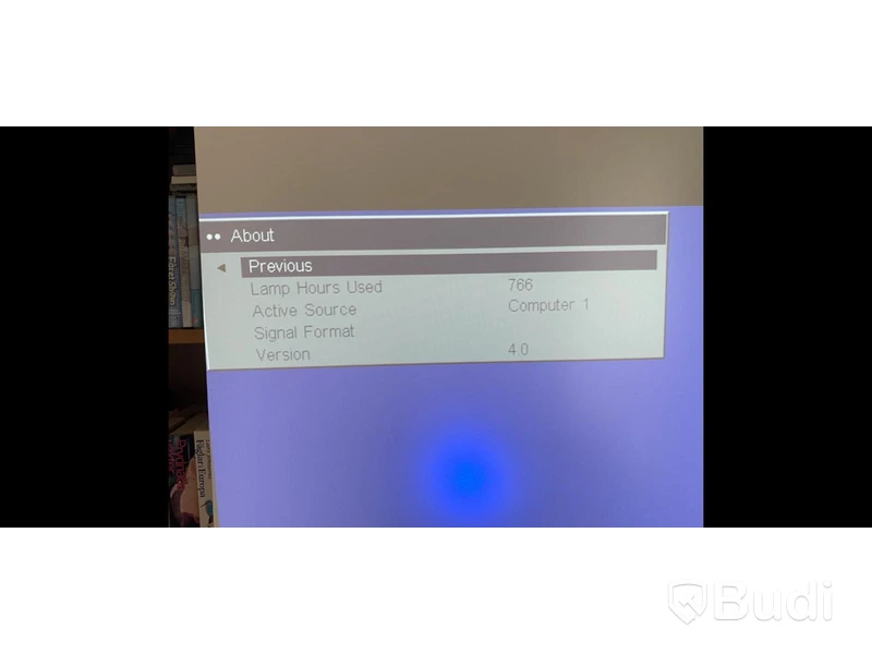 Projector with screen, InFocus LP650