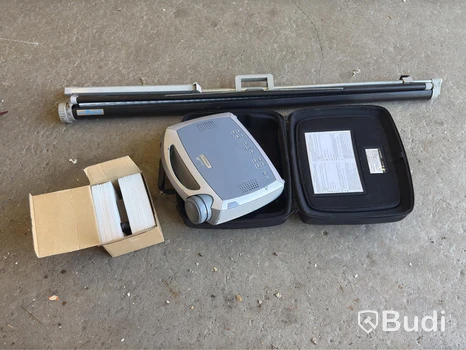 Projektor med duk, InFocus LP650