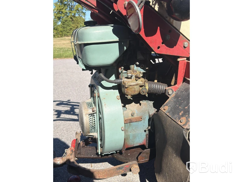 Redskapsbärare, Belos 272, med vagn, klippaggregat, snöblad m.m.