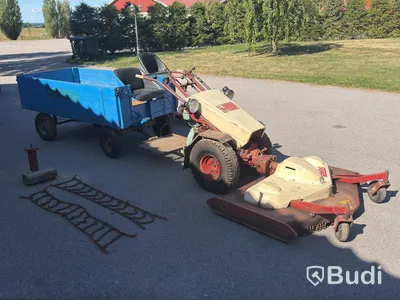 Redskapsbärare, Belos 272, med vagn, klippaggregat, snöblad m.m.
