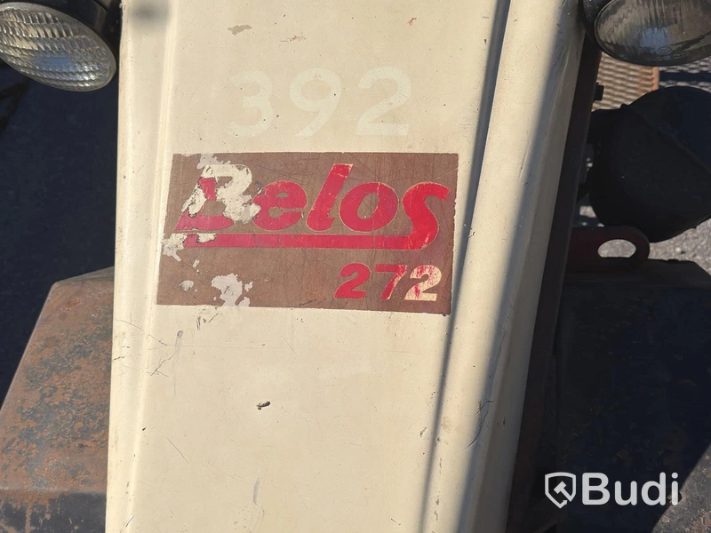 Redskapsbärare, Belos 272, med vagn, klippaggregat, snöblad m.m.