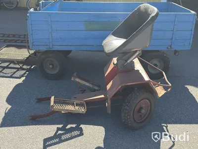 Redskapsbärare, Belos 272, med vagn, klippaggregat, snöblad m.m.