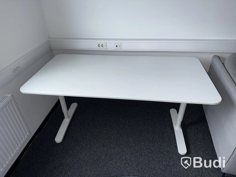 Desk & office chair | 160x80 cm