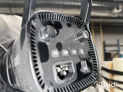 2 Godox P90L with floor stands