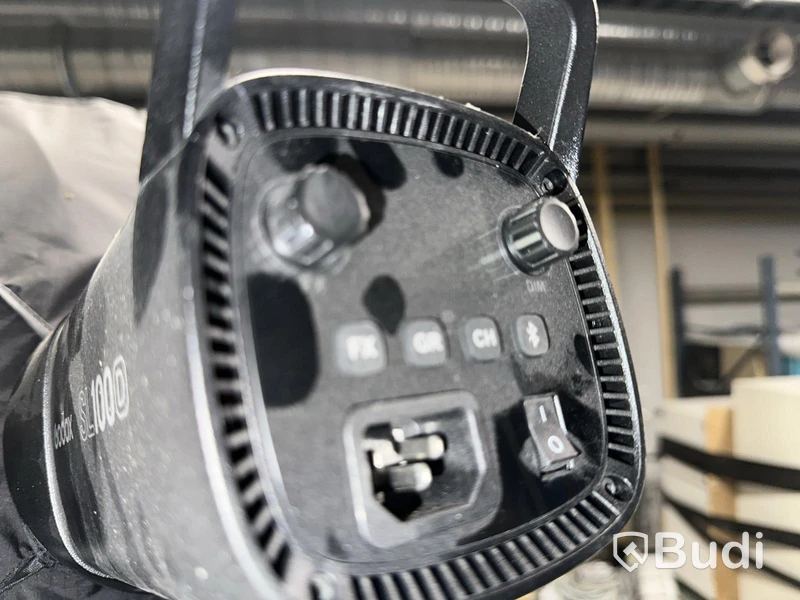 2 Godox P90L with floor stands