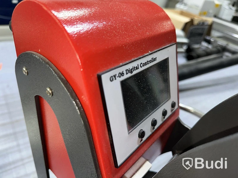 Heat press, digital controls
