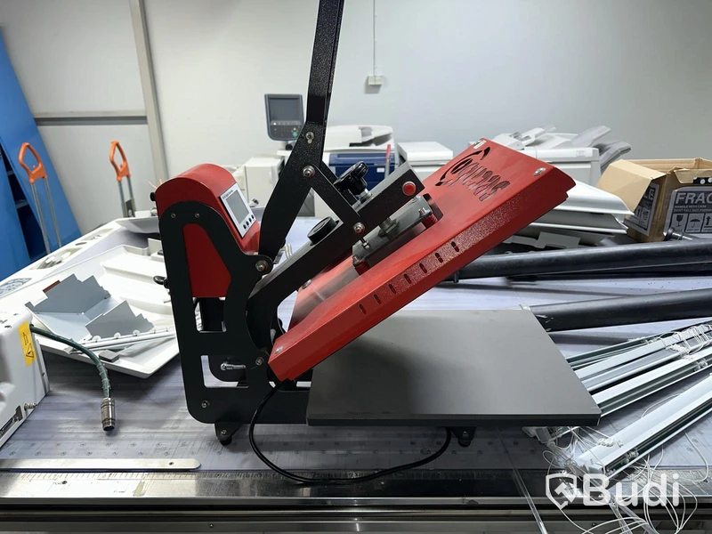 Heat press, digital controls