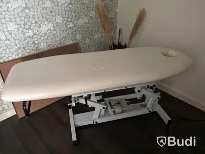 Höj- och sänkbar massagebänk inkl. stol