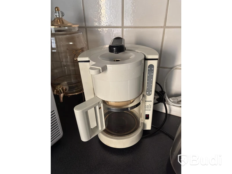 Parti med diverse köksutrustning