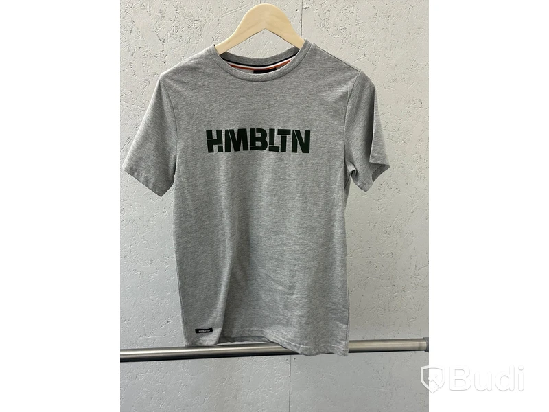 Träningströja, stl. XS, Humbleton, grå. & Träningsshorts, stl. S, Humbleton, svart.