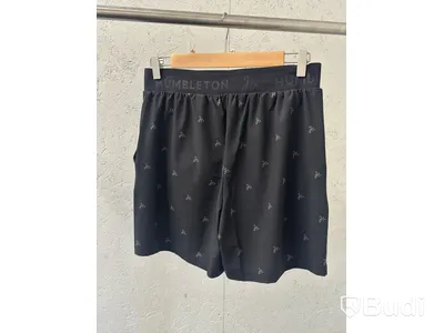 Träningströja, stl. XS, Humbleton, grå. & Träningsshorts, stl. S, Humbleton, svart.