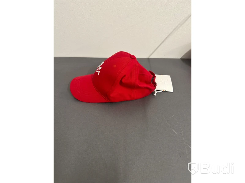 2 st. (NY) Keps, one size, Humbleton, röd.