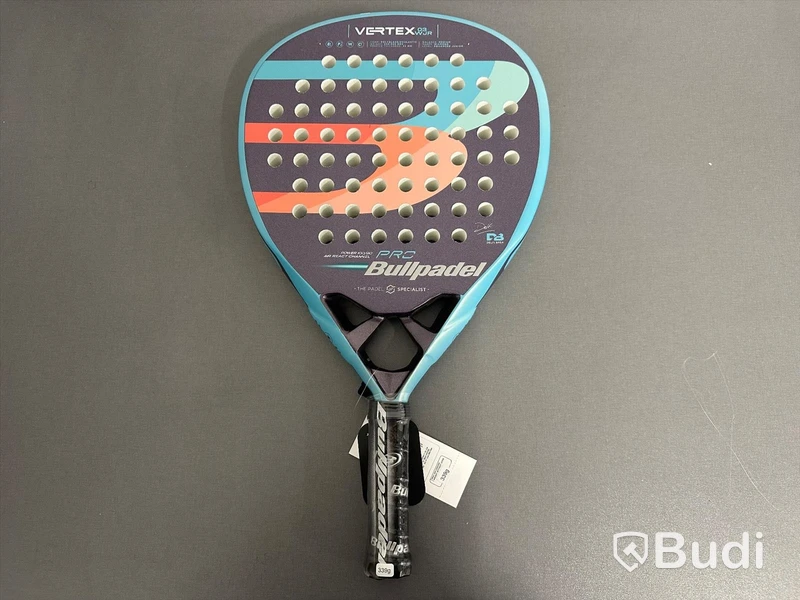 2 st. (NY) Junior padelracket, Bullpadel, Vertex 03WJR, lila/blå/korall, fodral medföljer till båda.