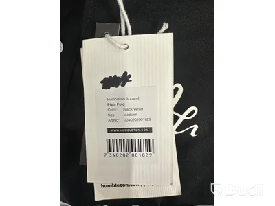 Träningströja, stl. M, Humbleton, svart/vit. & (NY) Keps, one-size, Humbleton, svart.
