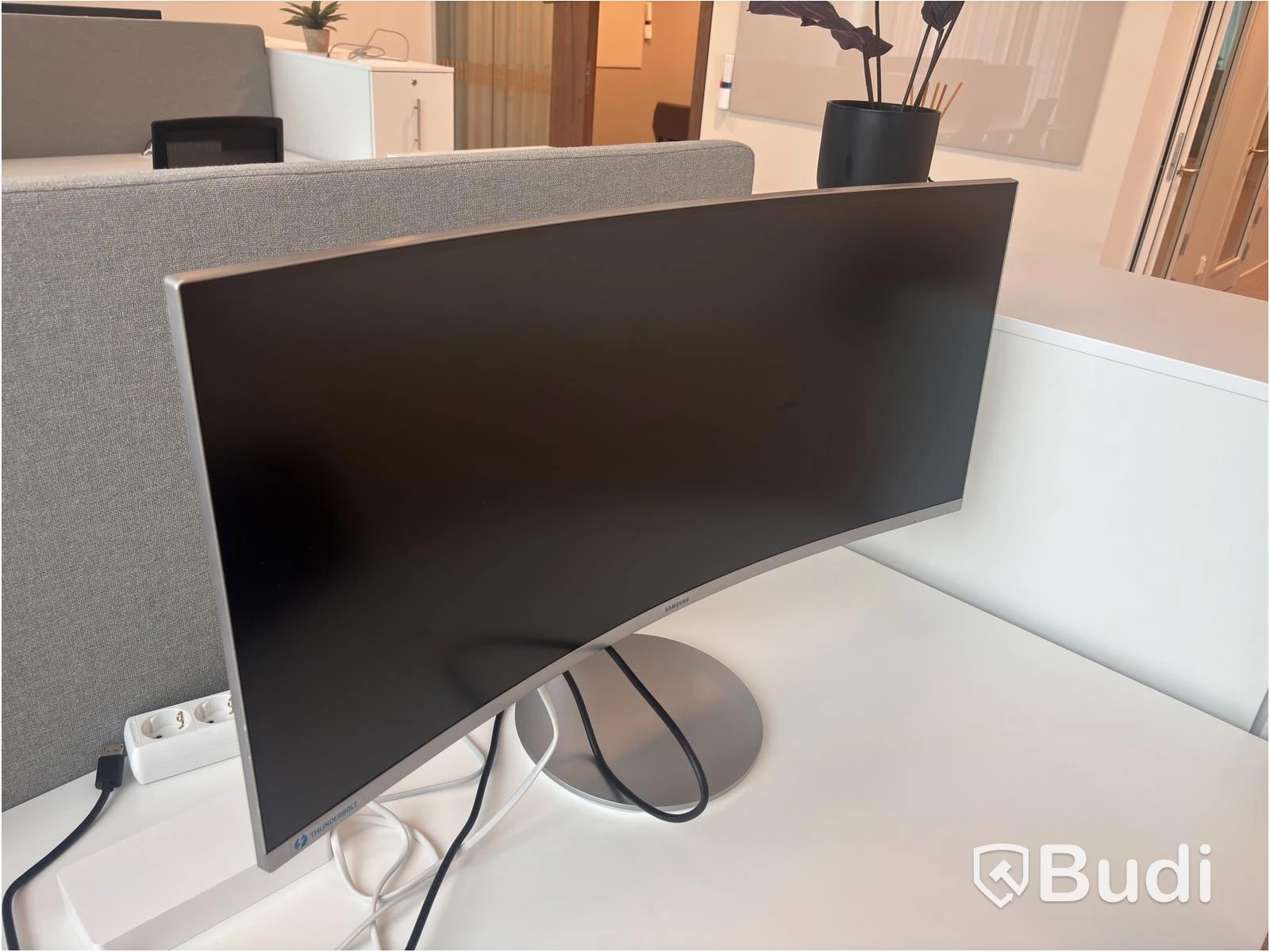 Double workstation