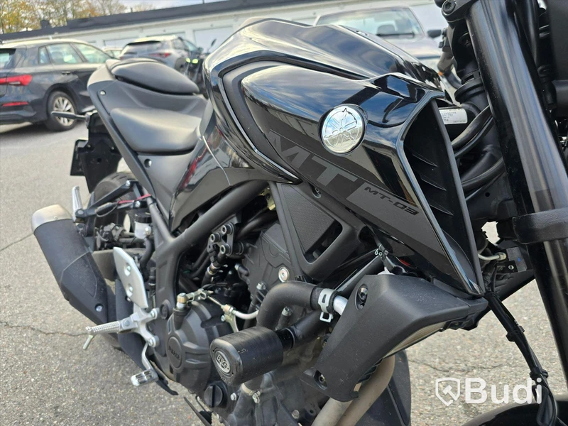 Motorcykel YAMAHA MT-03 | 2019 | 300 kubik