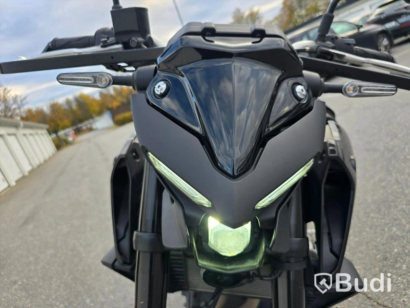 Motorcykel YAMAHA MT-03 | 2019 | 300 kubik