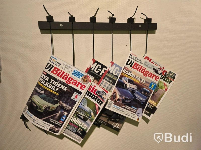 Fåtöljer och brickbord