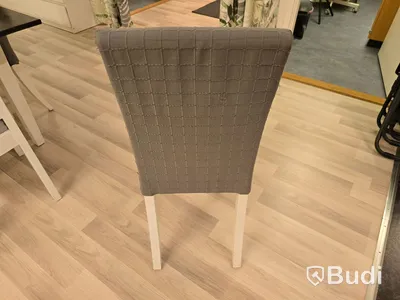 Köksbord och 7 st. stolar
