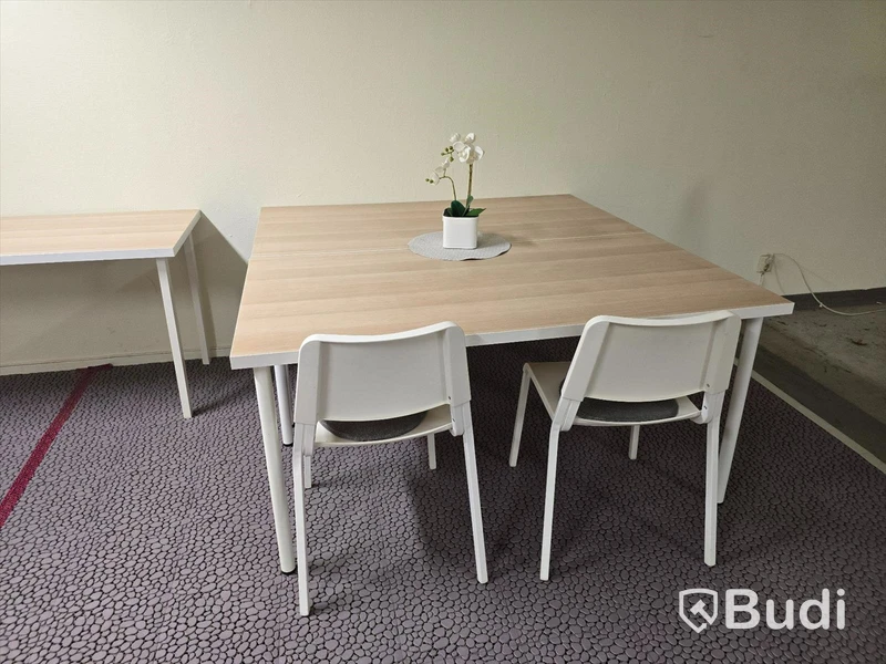 Parti med bord | IKEA Linnmon
