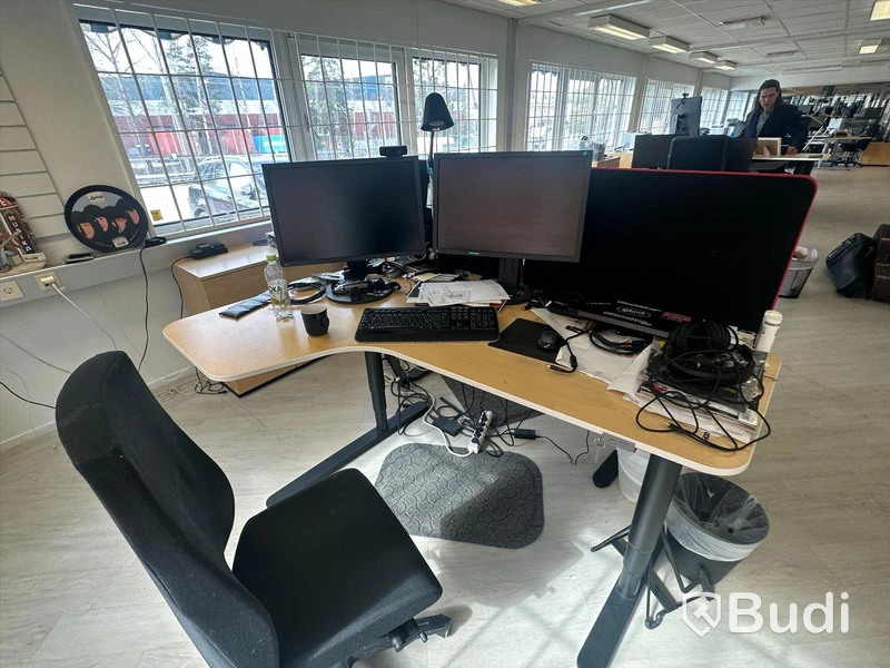 Elektriskt höj och sänkbart skrivbord IKEA