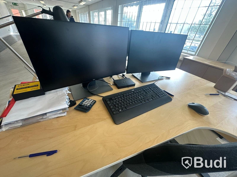 2st datorskärmar med dockstation - DELL U2417H
