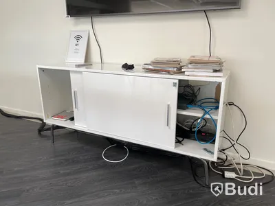 TV-bänk Ca mått: 150x39x73 cm