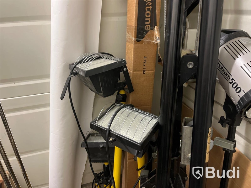 Div fototillbehör, Elinchrom blixthuvud, manfrotto autopoles och fotobakgrund