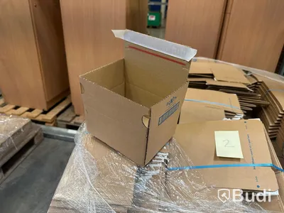 Parti med kartong från BOXON