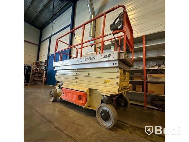 Saxlift - JLG 3246ES