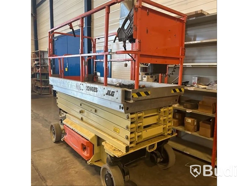 Saxlift - JLG 3246ES
