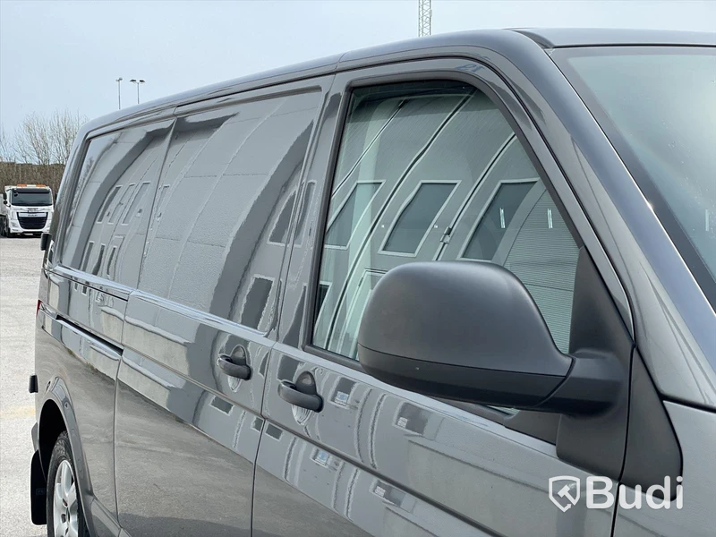 Lättlastbil Volkswagen transporter | 140hk | DSG | Låga skatten