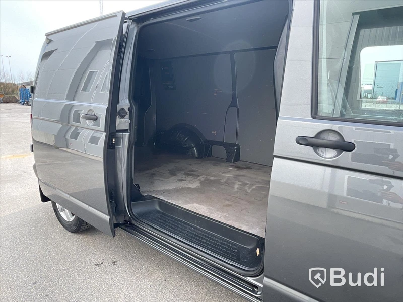 Lättlastbil Volkswagen transporter | 140hk | DSG | Låga skatten