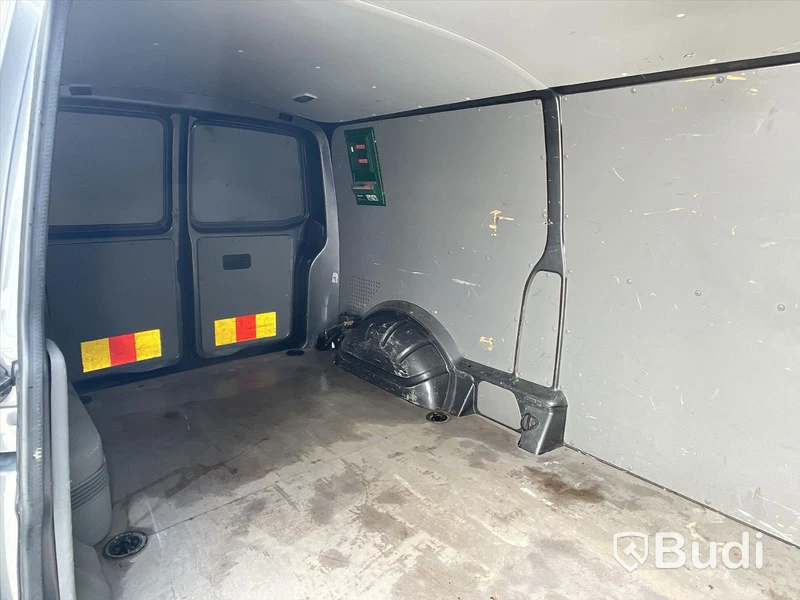 Lättlastbil Volkswagen transporter | 140hk | DSG | Låga skatten