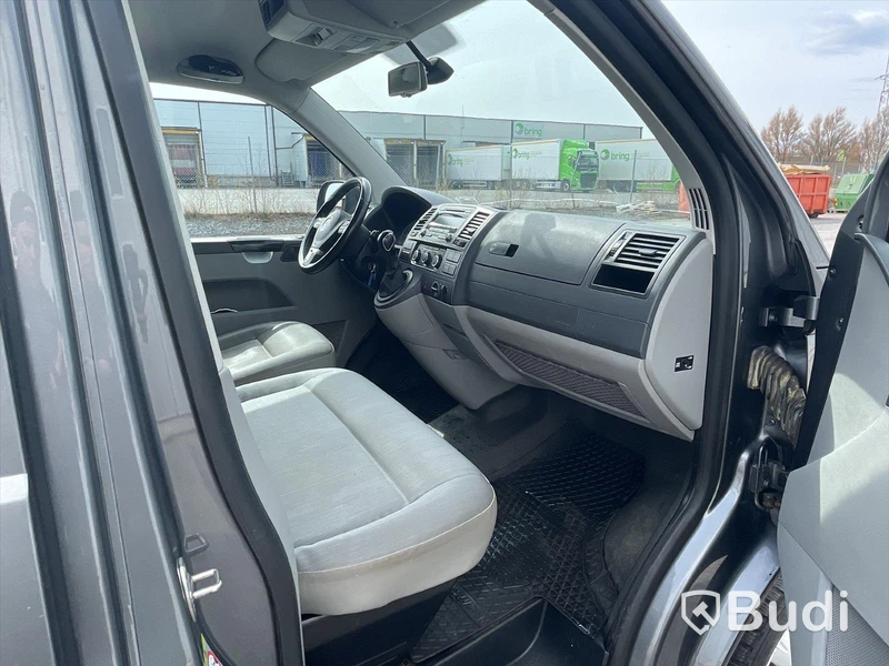 Lättlastbil Volkswagen transporter | 140hk | DSG | Låga skatten