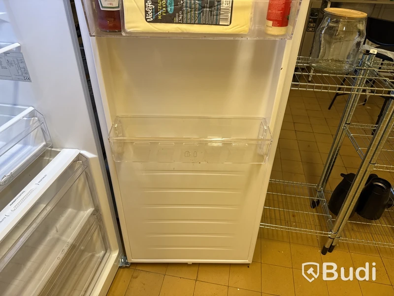 Kylskåp Logik LTR185W23E | 60x62x185 cm