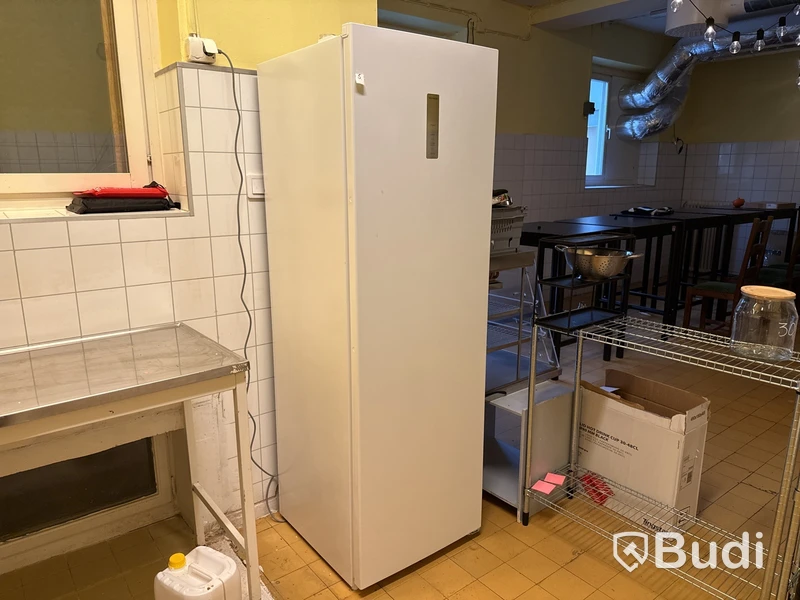 Kylskåp Logik LTR185W23E | 60x62x185 cm