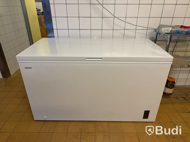 Frysbox Wasco 42718 | 418 L | 142x75x82 cm