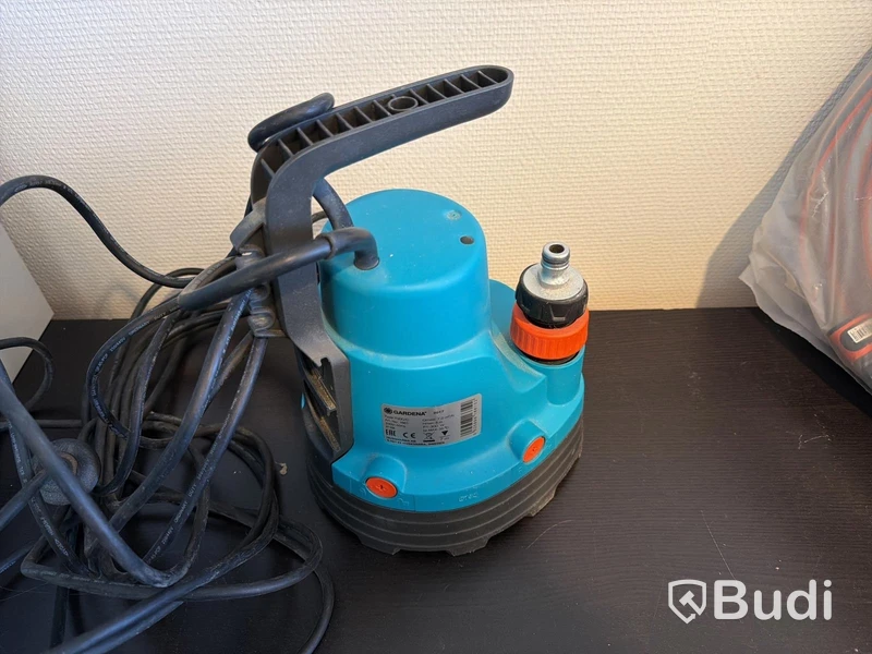 Dränkbar pump Gardena 7000/C